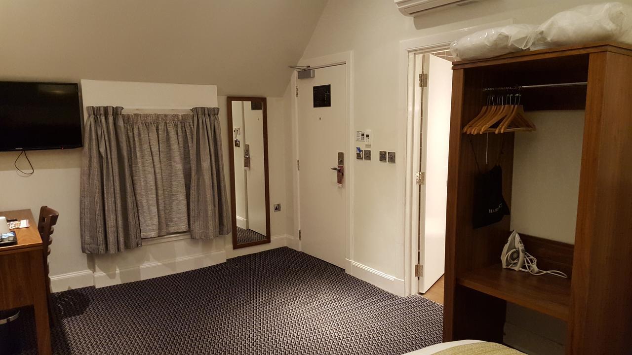 The Cross Keys Hotel Peebles Luaran gambar